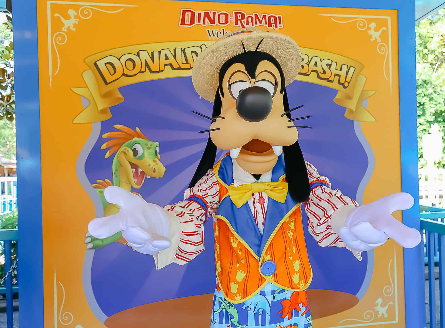 Meet Goofy at Disney's Animal Kingdom