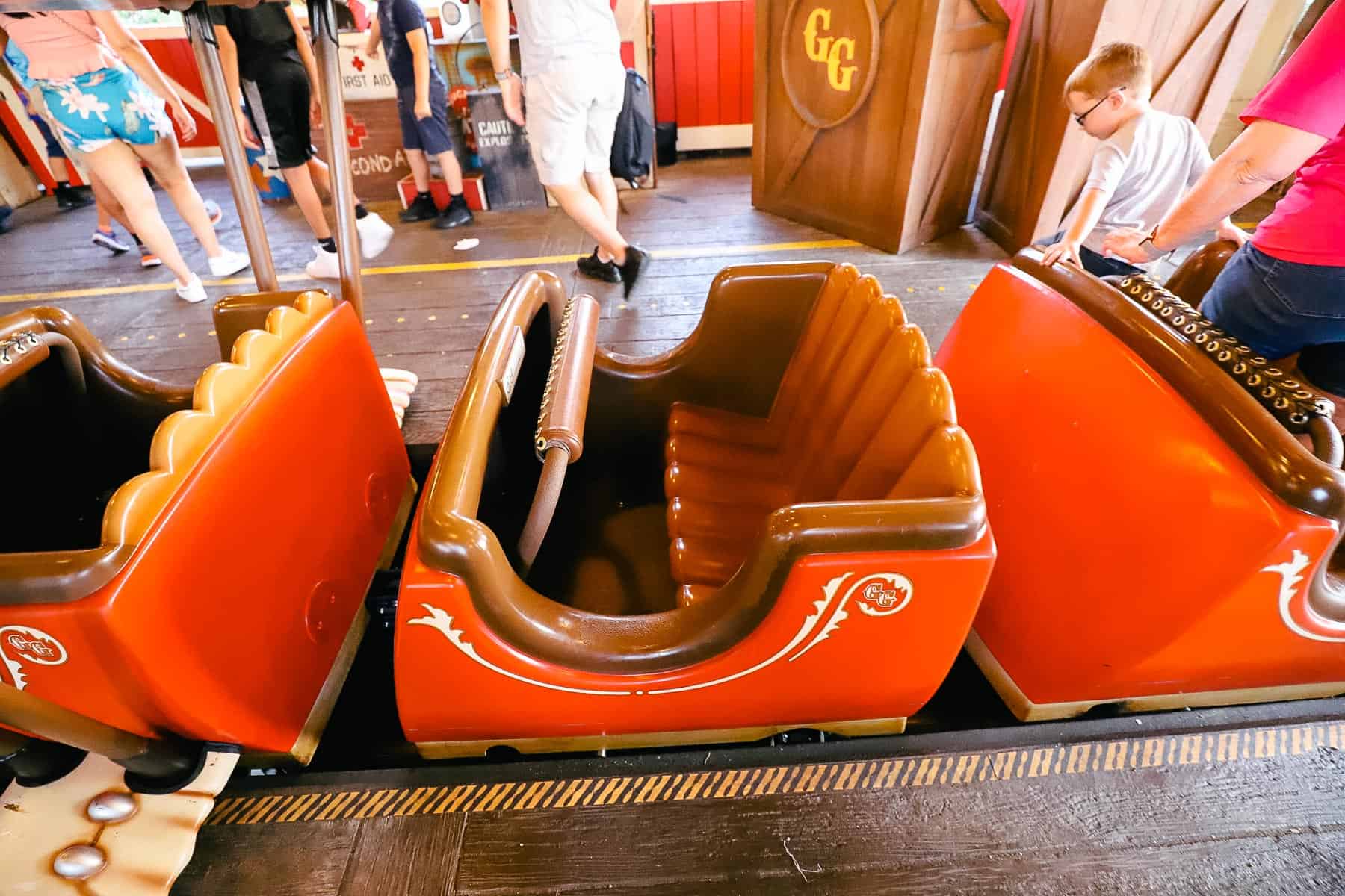 the ride vehicle for Goofy's Barnstormer 