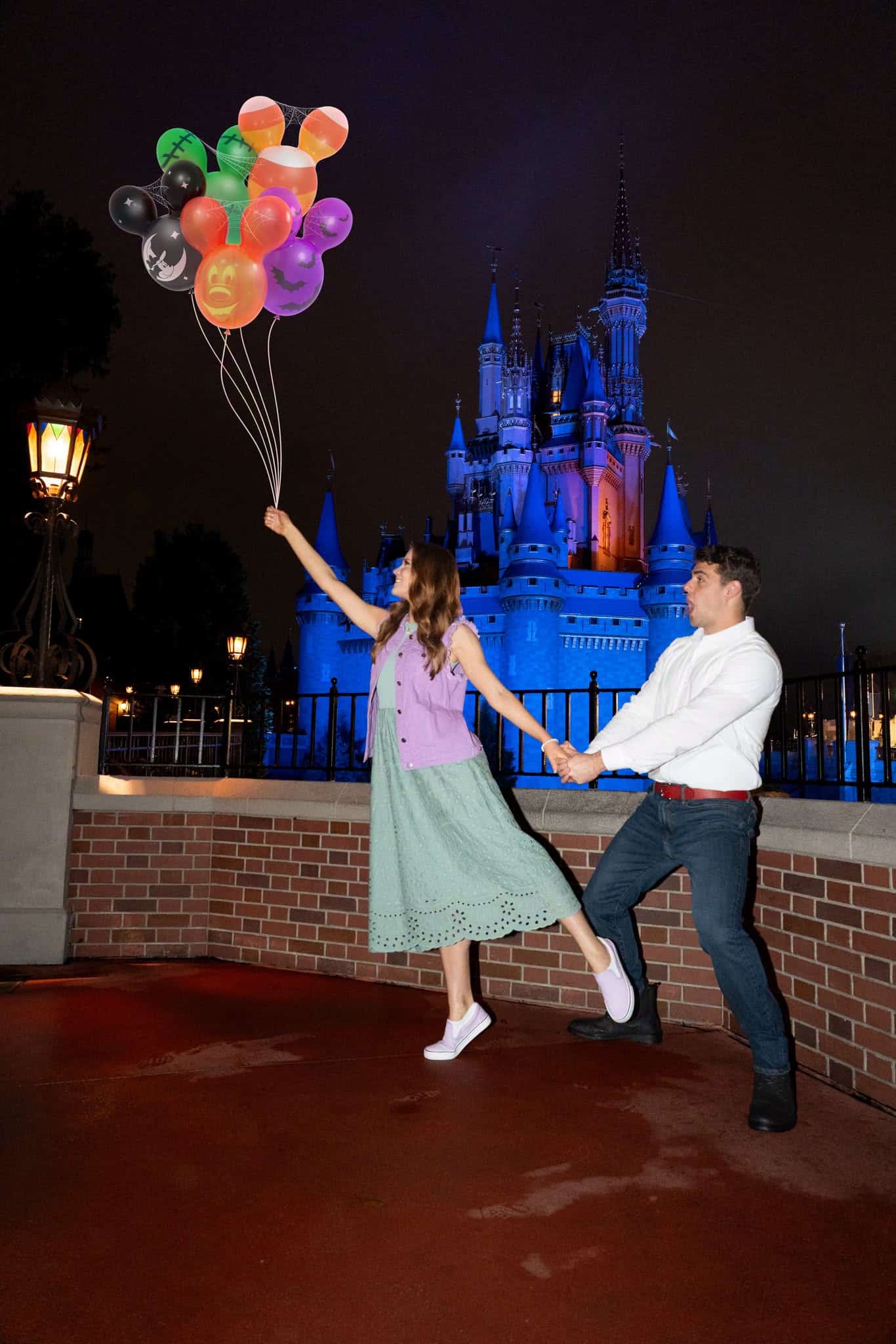 Halloween balloons Magic Shot at 2026 Mickey's Halloween Party