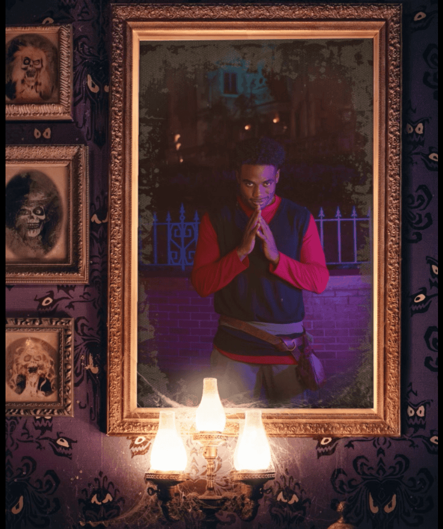 a screenshot of a Haunted mansion PhotoPass opportunity during the Halloween Party 