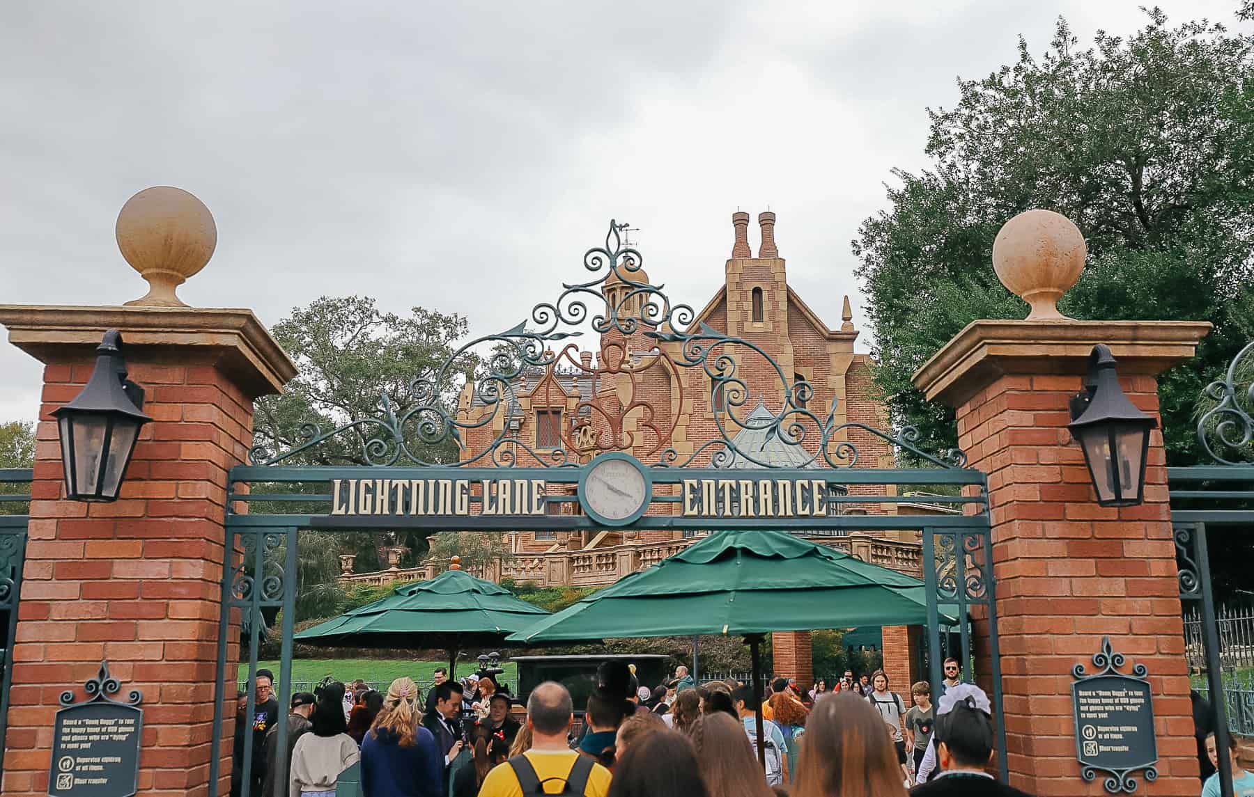 Haunted Mansion Lightning Lane entrance 