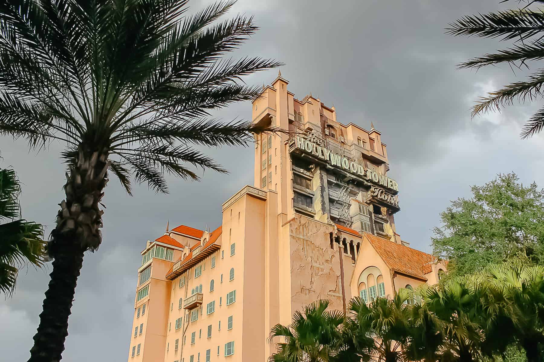 the Hollywood Tower Hotel taken from the left side 