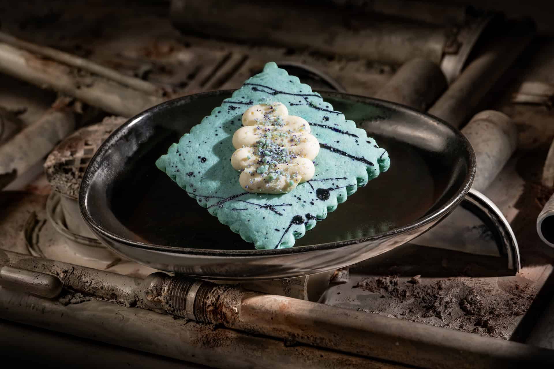 a blue cake dessert of Star Wars Day 