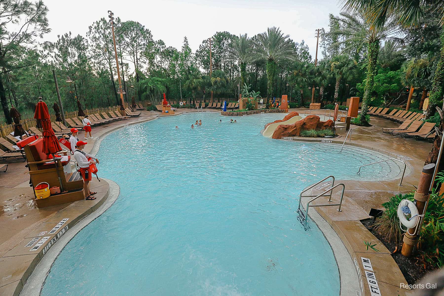 the pool at Kidani Village