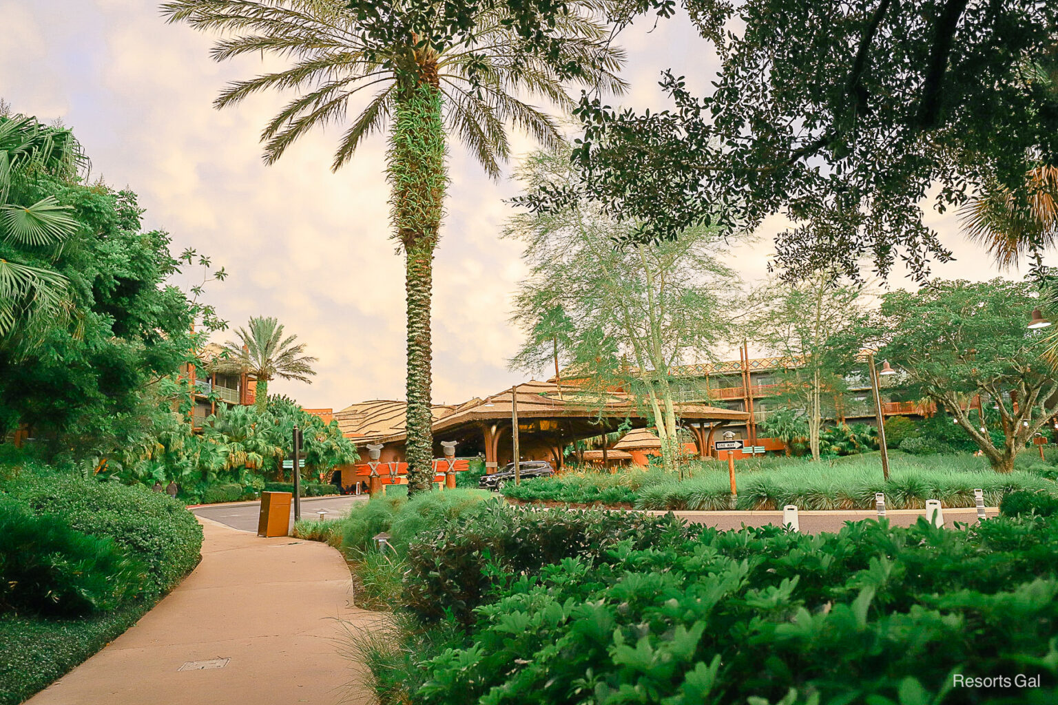 Getting To And From Disney s Kidani Village A Mini Pocket Guide getting-to-and-from-disney-s-kidani-village-a-mini-pocket-guide