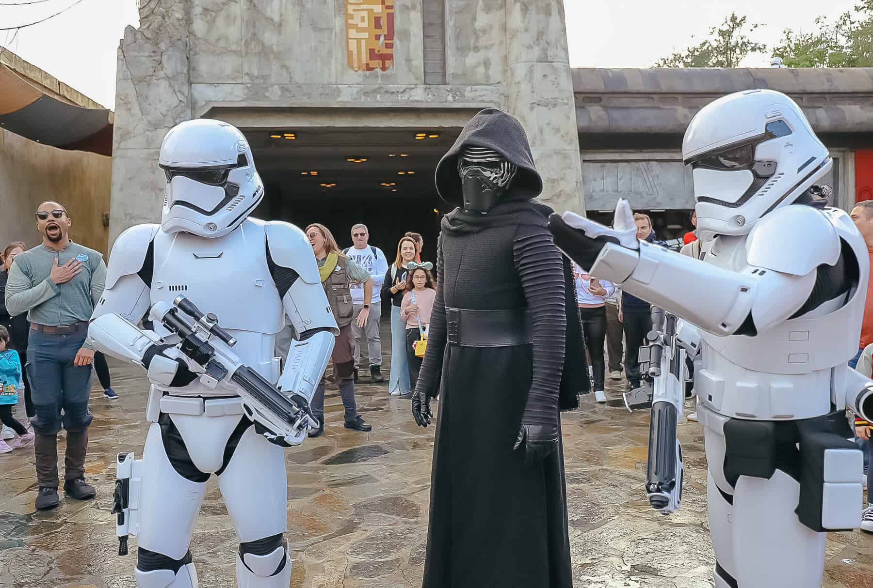 Kylo Ren roaming among guests in Galaxy's Edge at Disney World. 