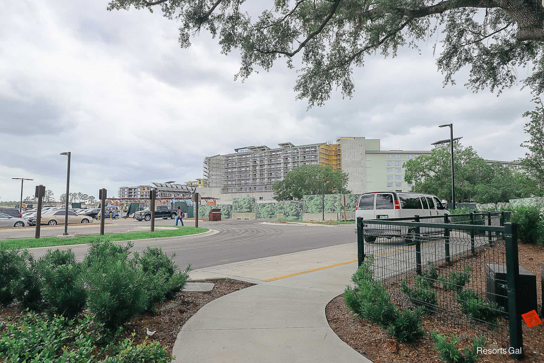 a view of Lakeshore Lodge front entrance from the Settlement bus stop