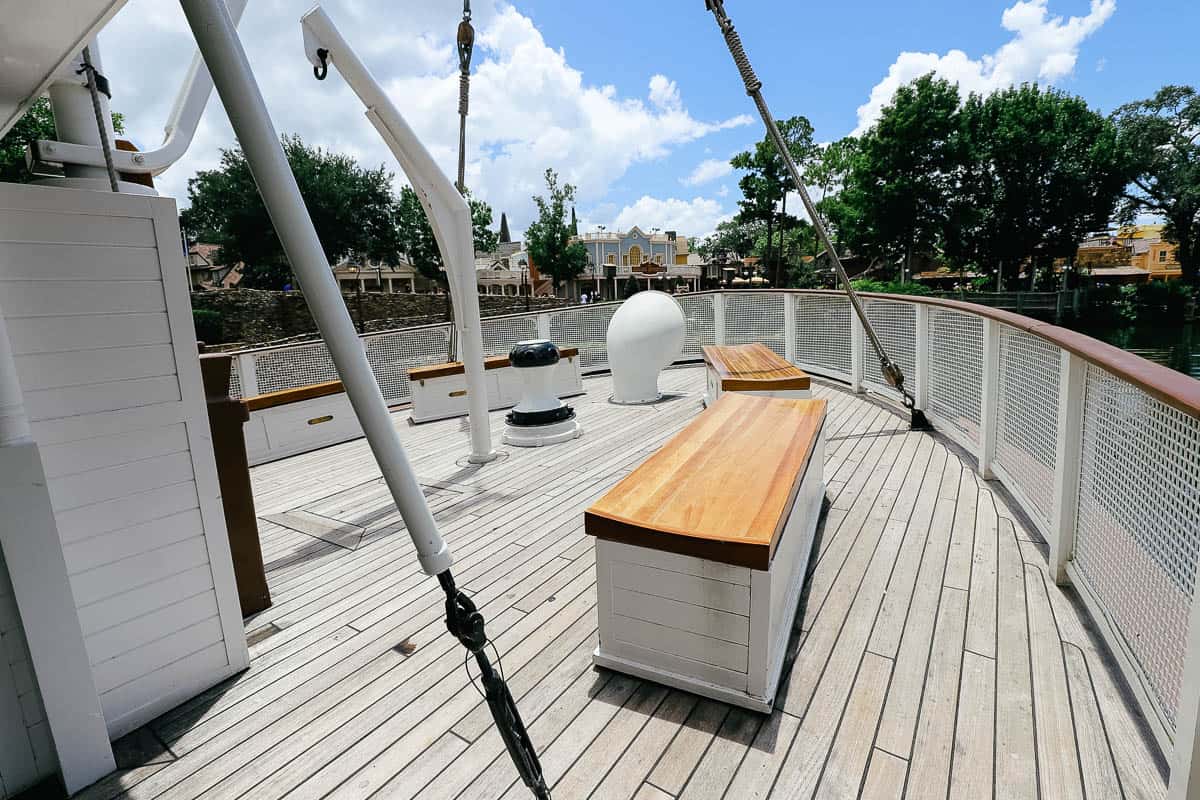 Benches in direct sunlight at the front of the boat. 