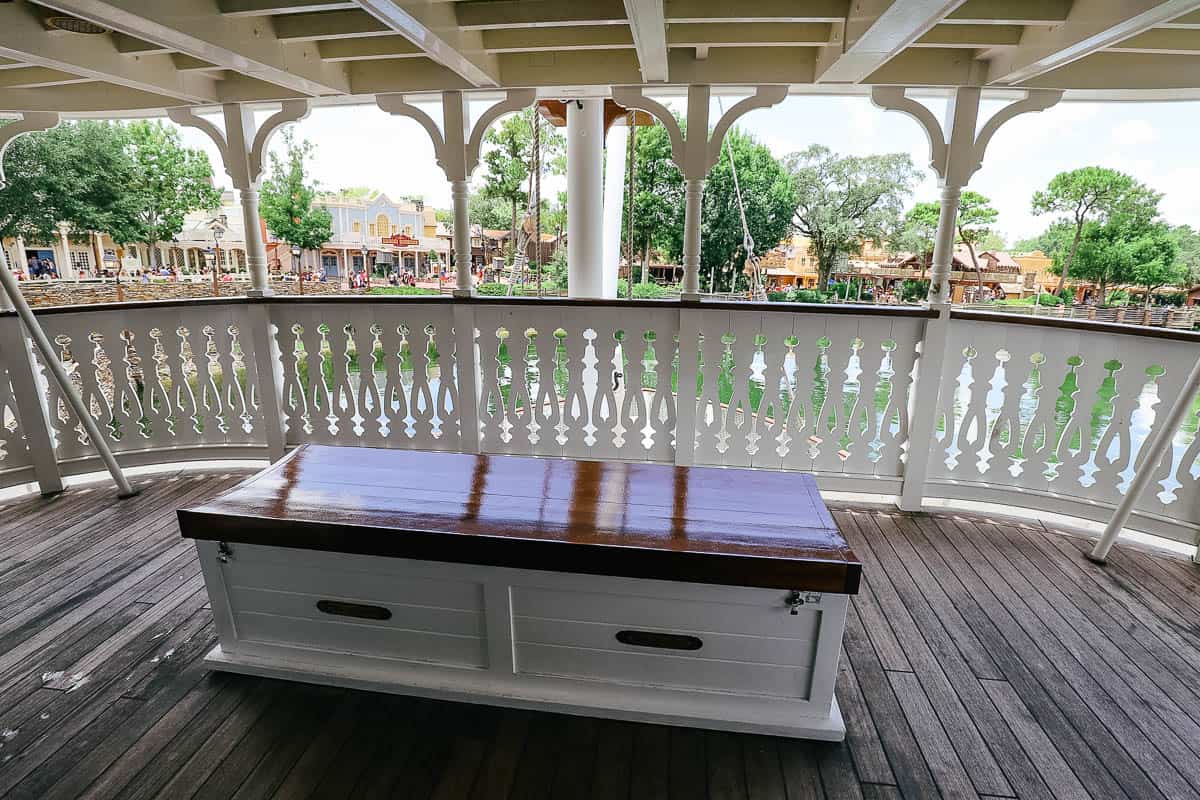 A bench where guests can sit. 