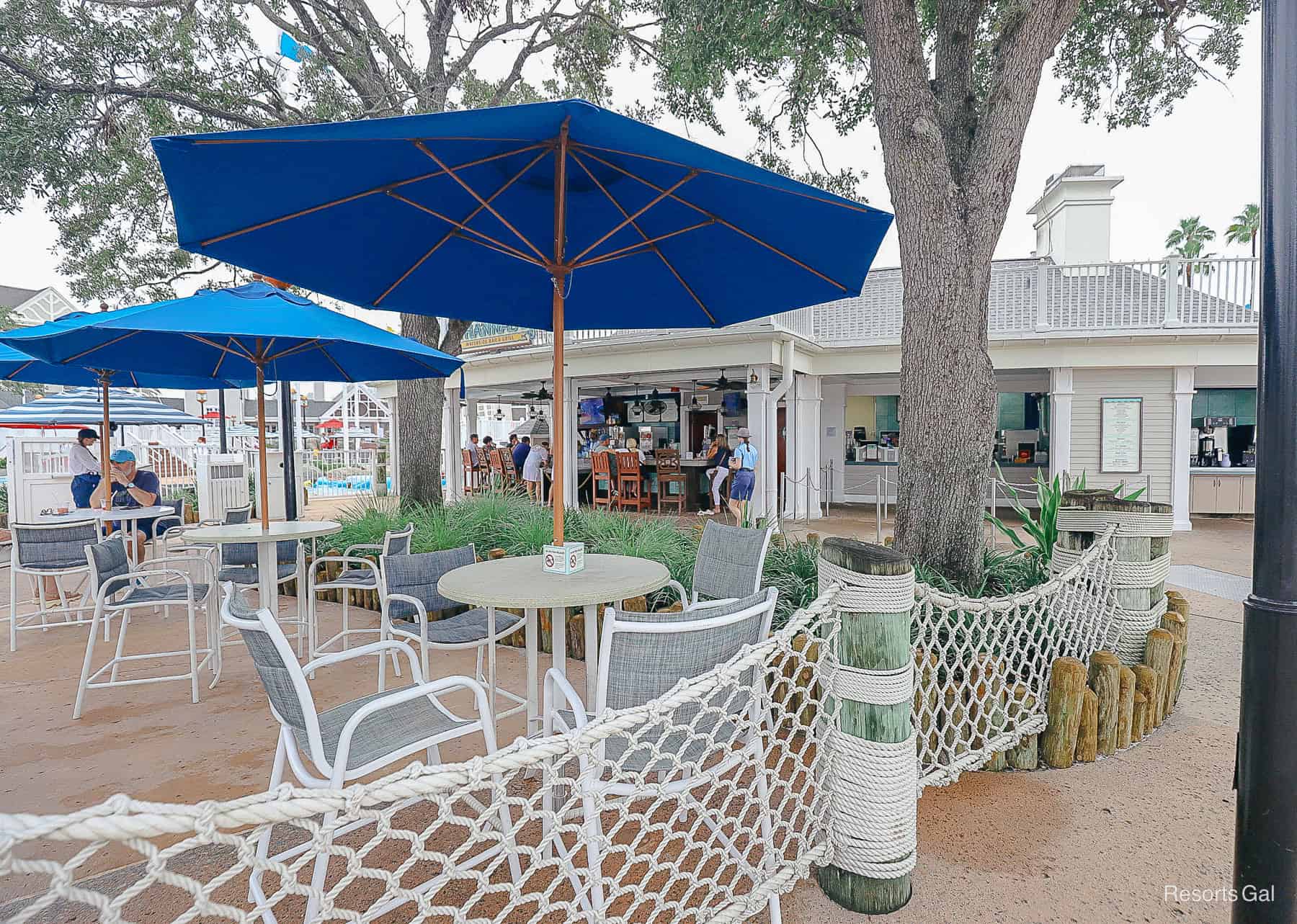 the outdoor dining area at Hurricane Hanna's 