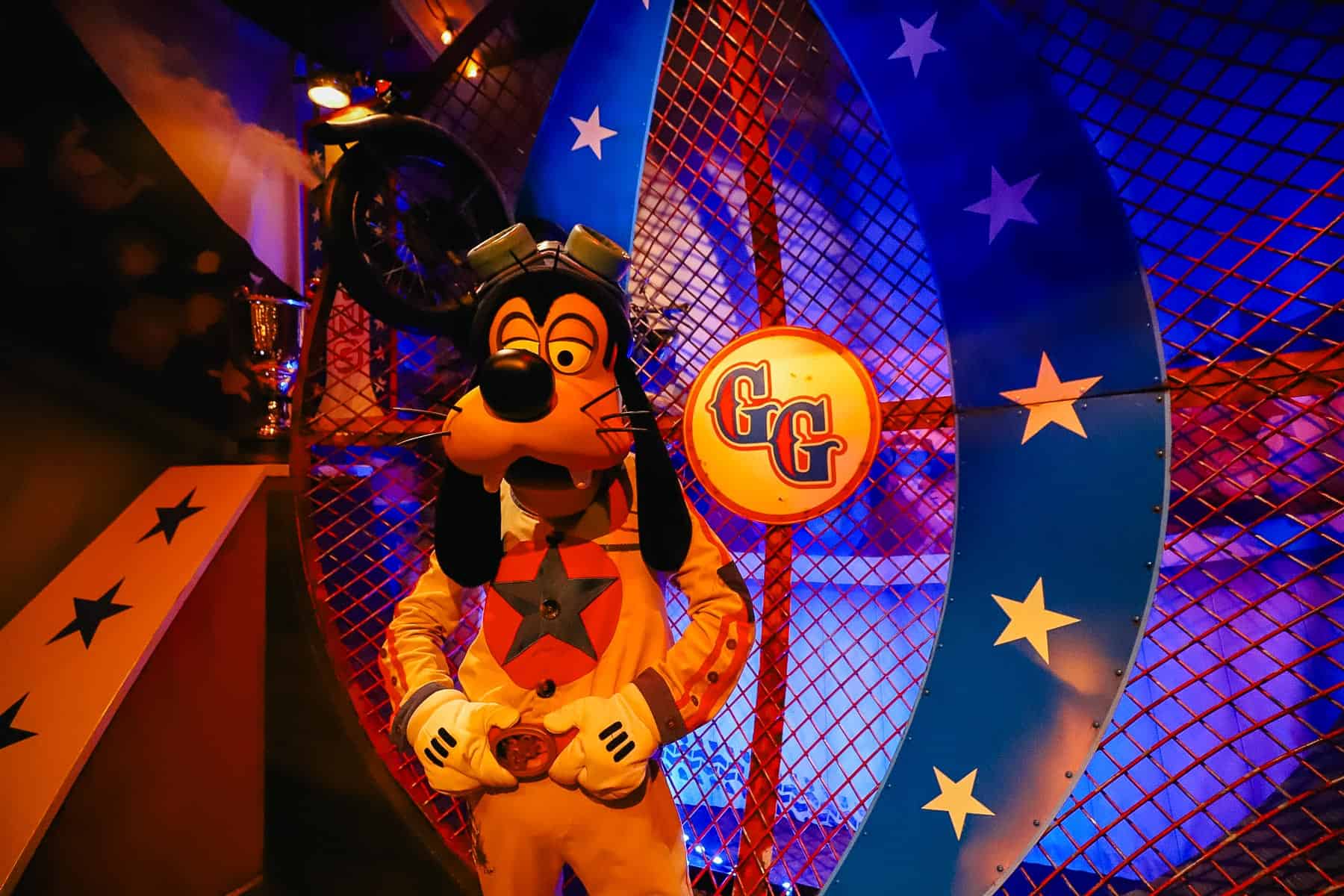 Goofy at Magic Kingdom 