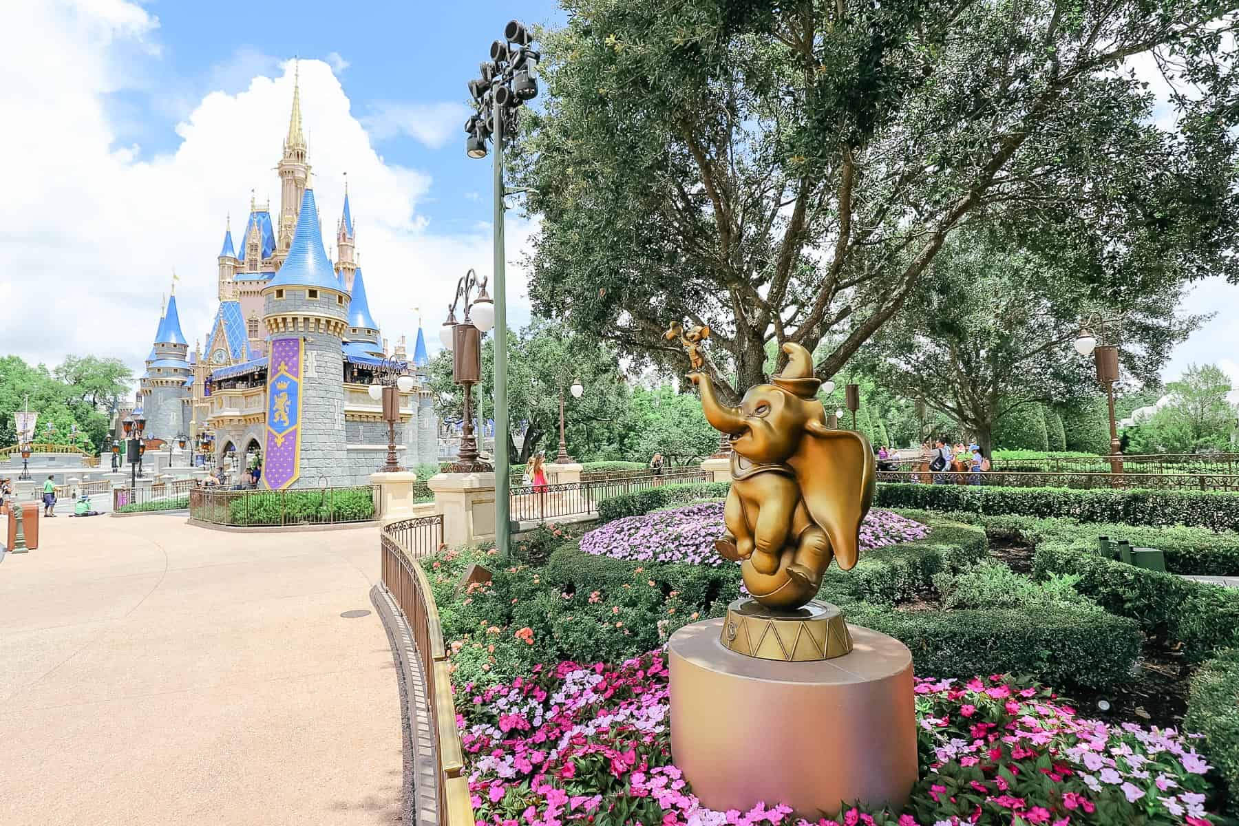 Dumbo statue in front of Cinderella Castle at Magic Kingdom 