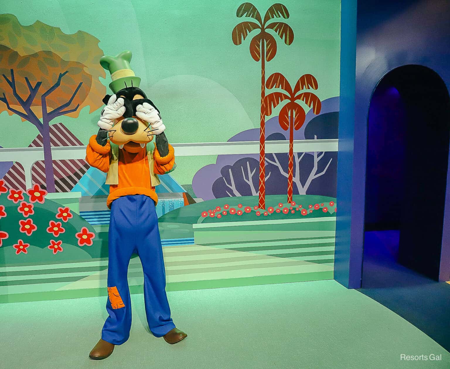 Where to Meet Mickey and Friends at Epcot (Mickey Mouse, Minnie Mouse ...