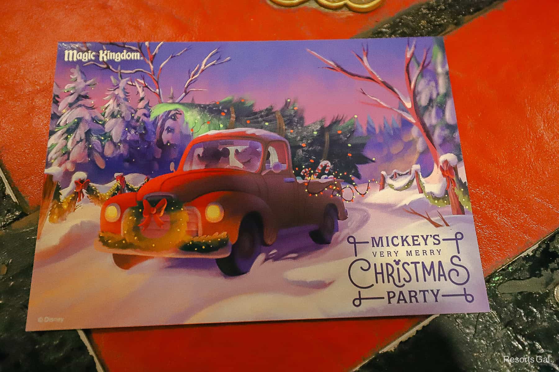 the front side of Mickey and Minnie's autograph card 