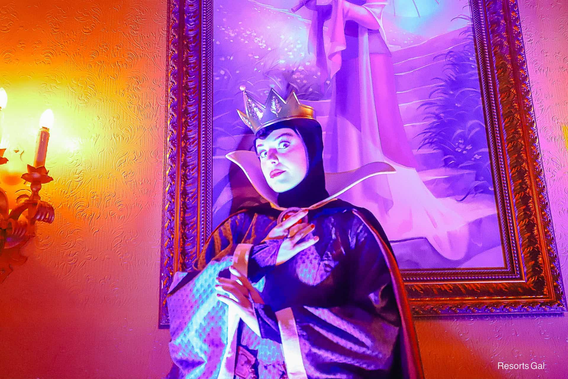 the Evil Queen poses for a photo at MNSSHP