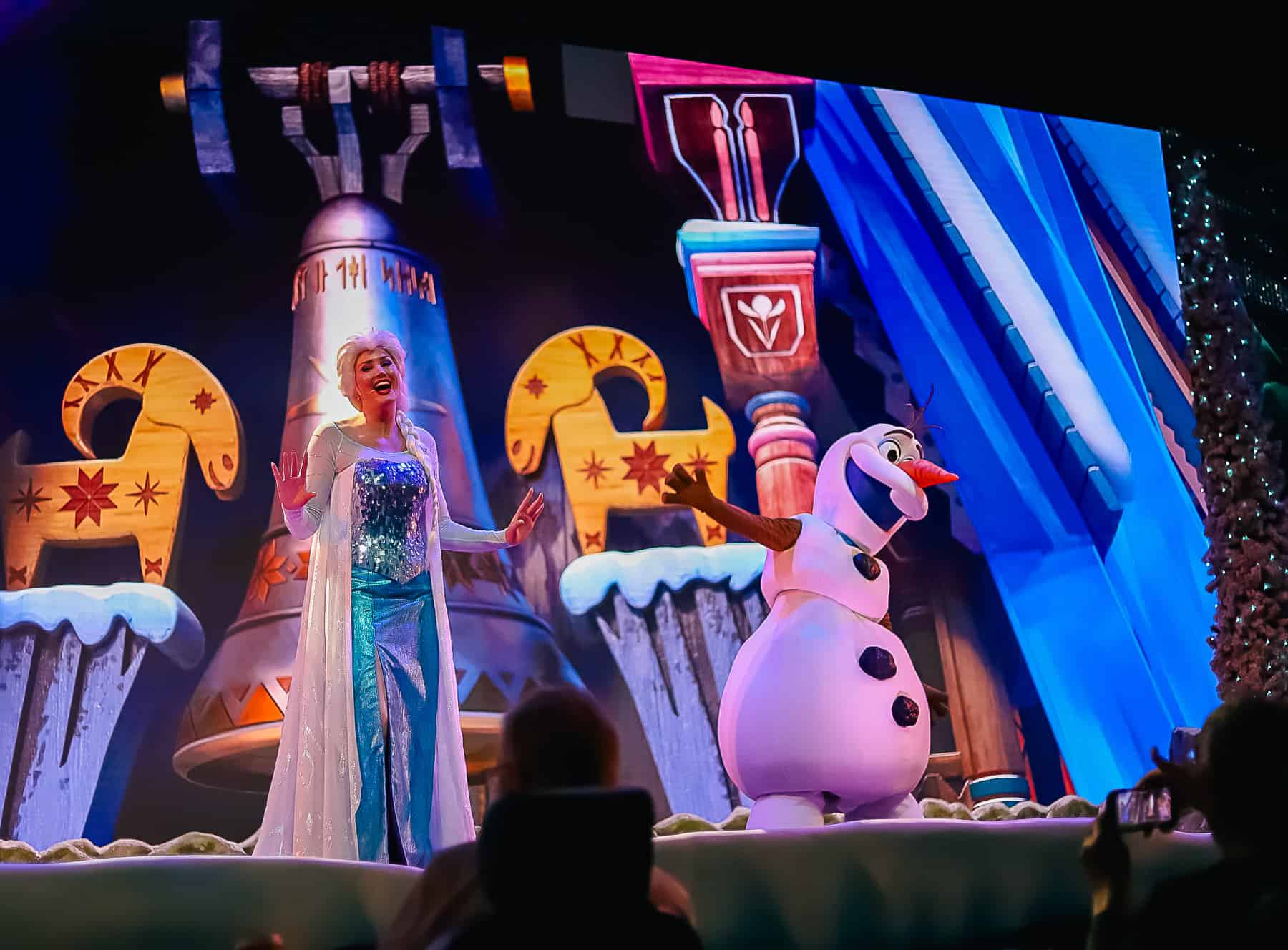 Olaf joins the stage for the finale. 