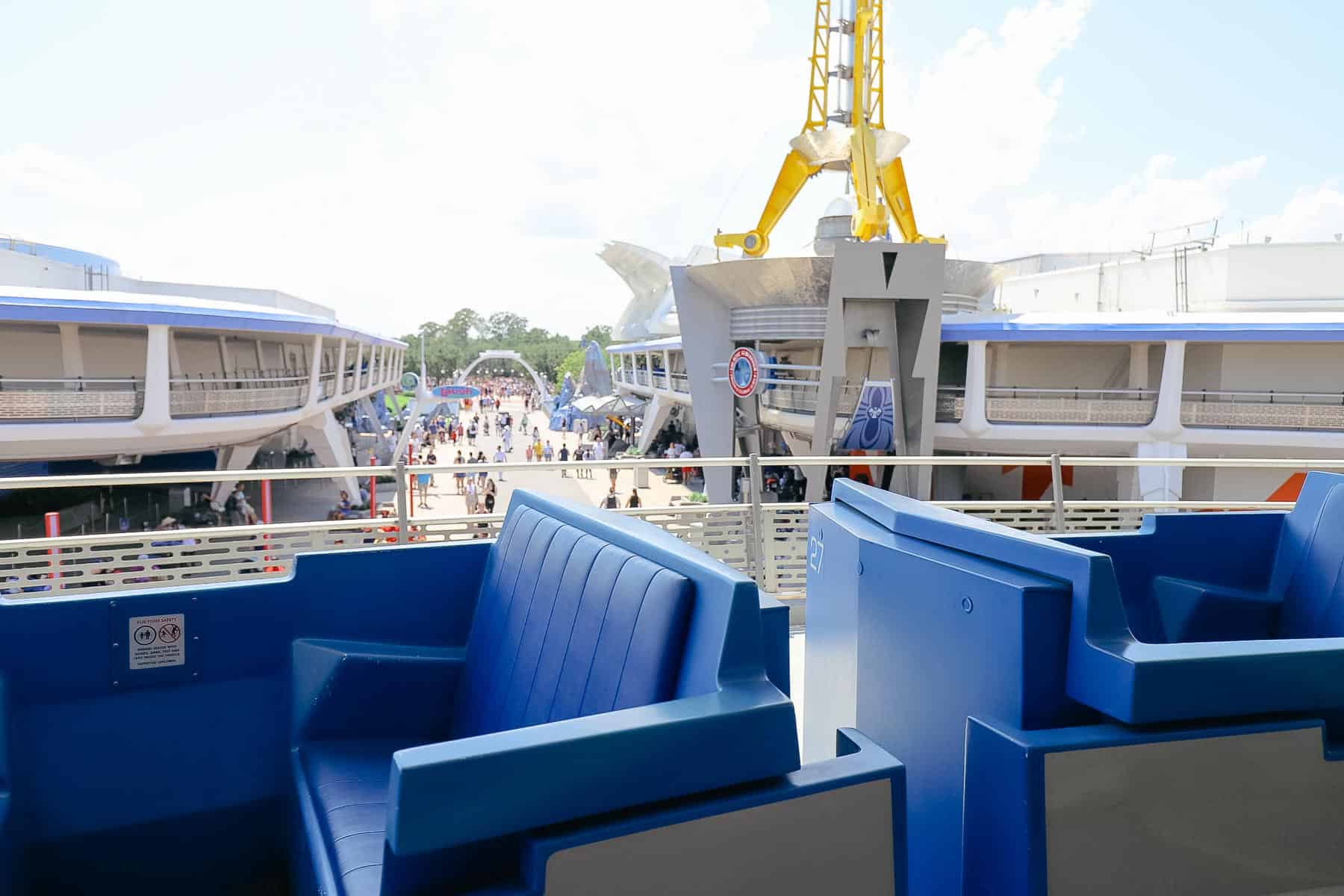 empty Peoplemover cars 