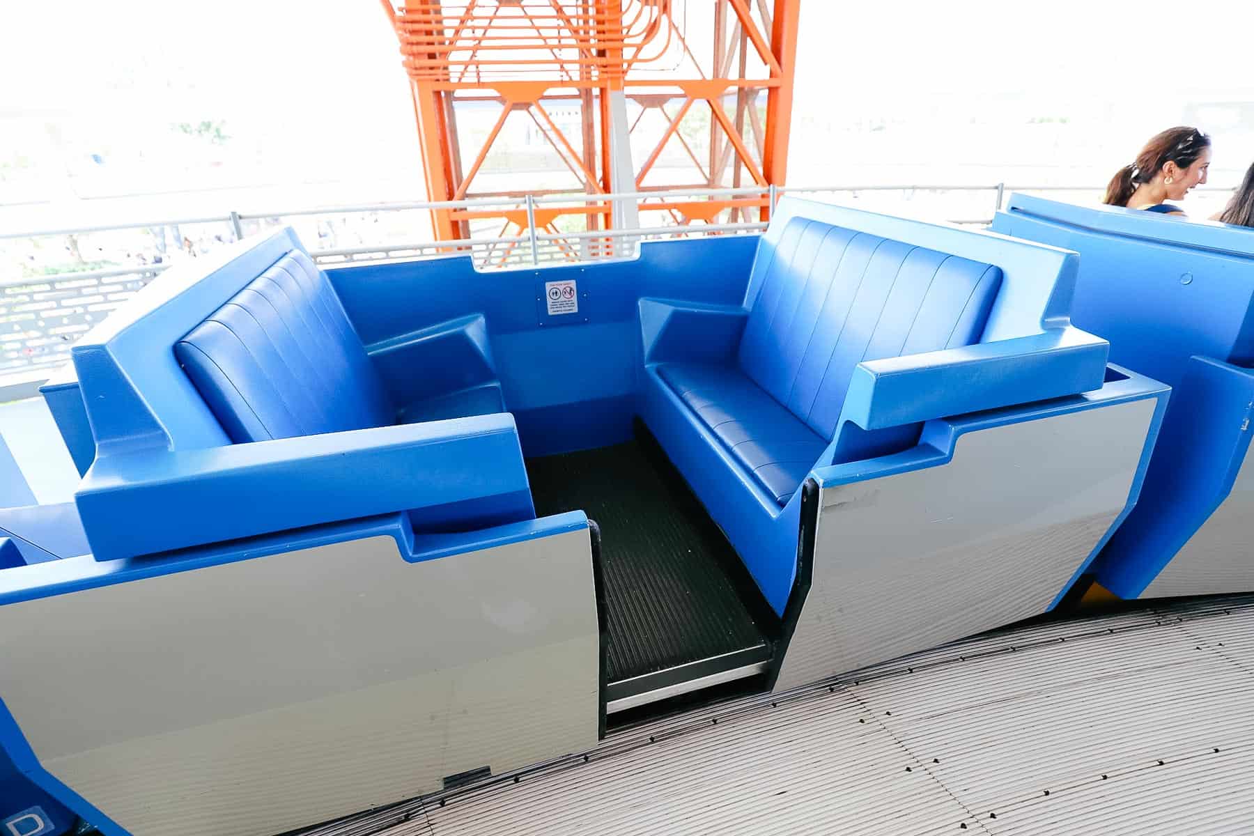 Peoplemover ride vehicle sits approximately 4-6 guests. 