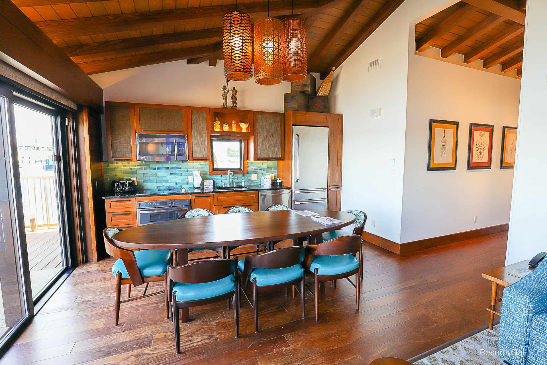 a combined kitchen and dining area in the Bora Bora Bungalows