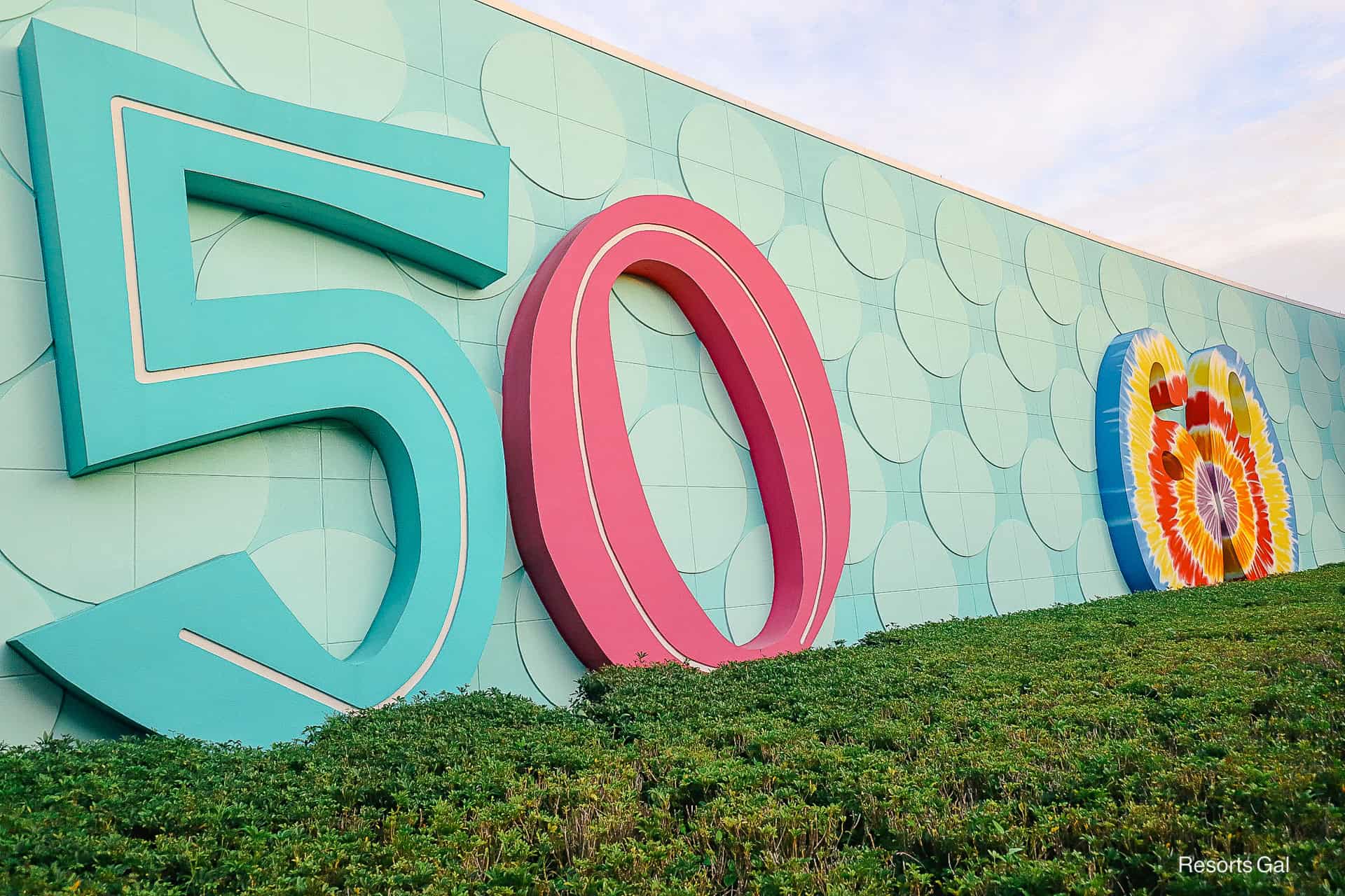 Best and Worst Room Locations at Disney's Pop Century