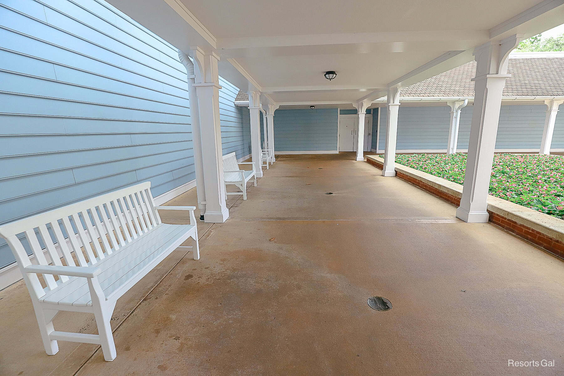 shows how the sidewalk area is no longer walled off