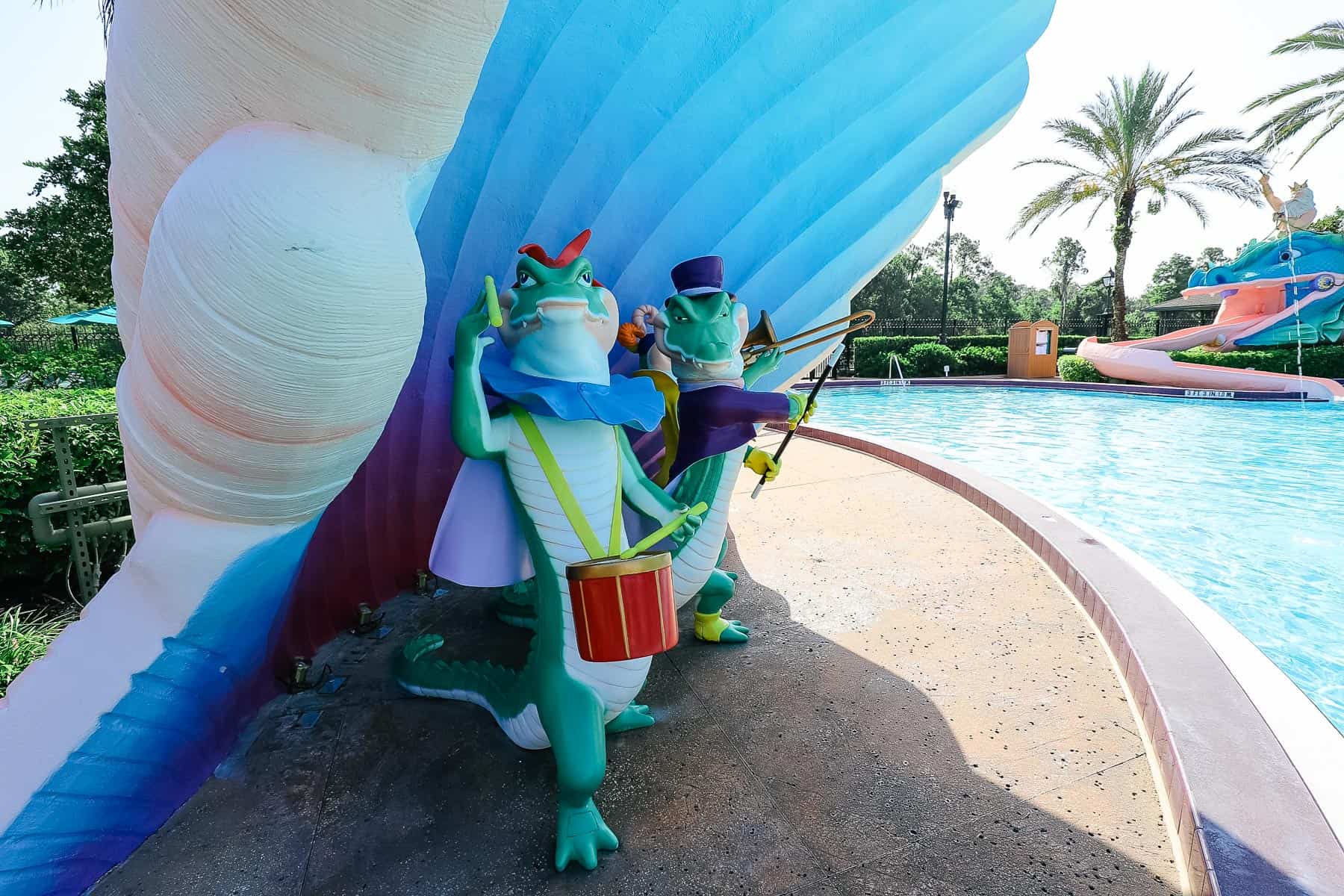 Theming at the Port Orleans French Quarter Pool