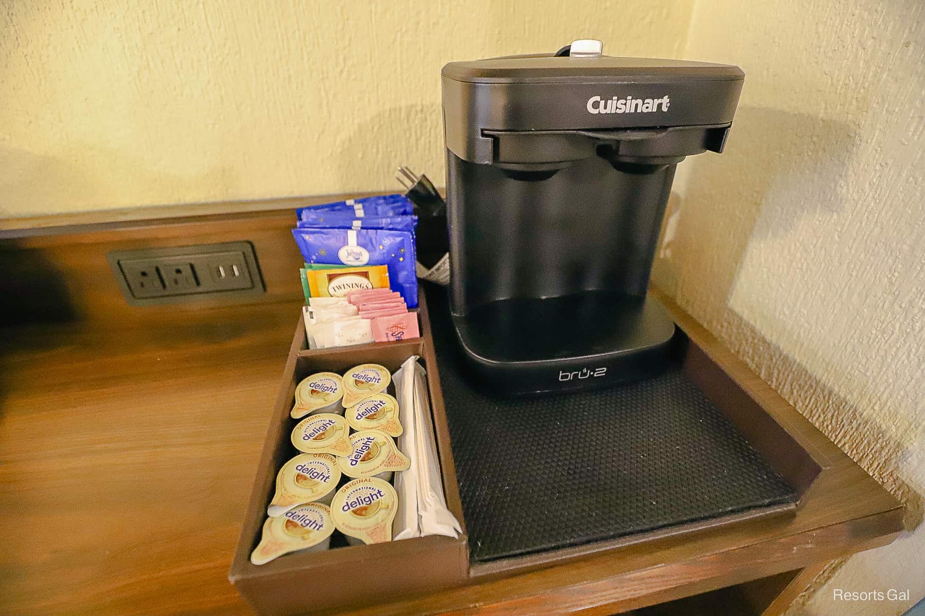 Cuisinart Coffee Maker with accompaniments 