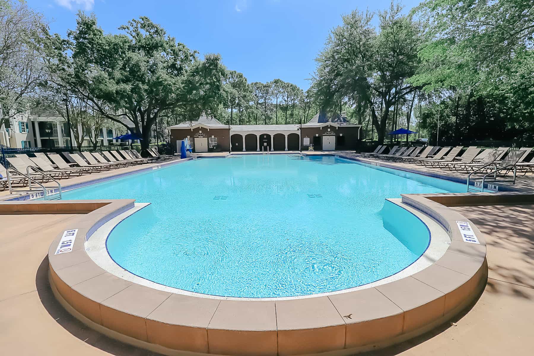 the pool between Oak manor and Parterre Place at Port Orleans Riverside 