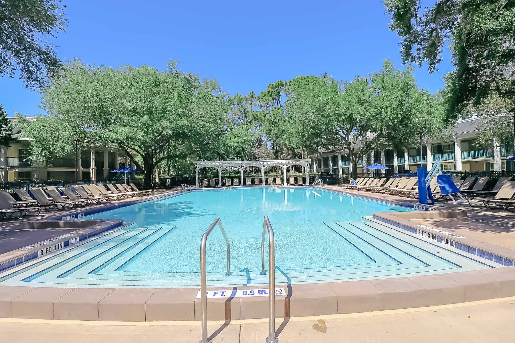 quiet pool at Magnolia Bend next to Acadian House 