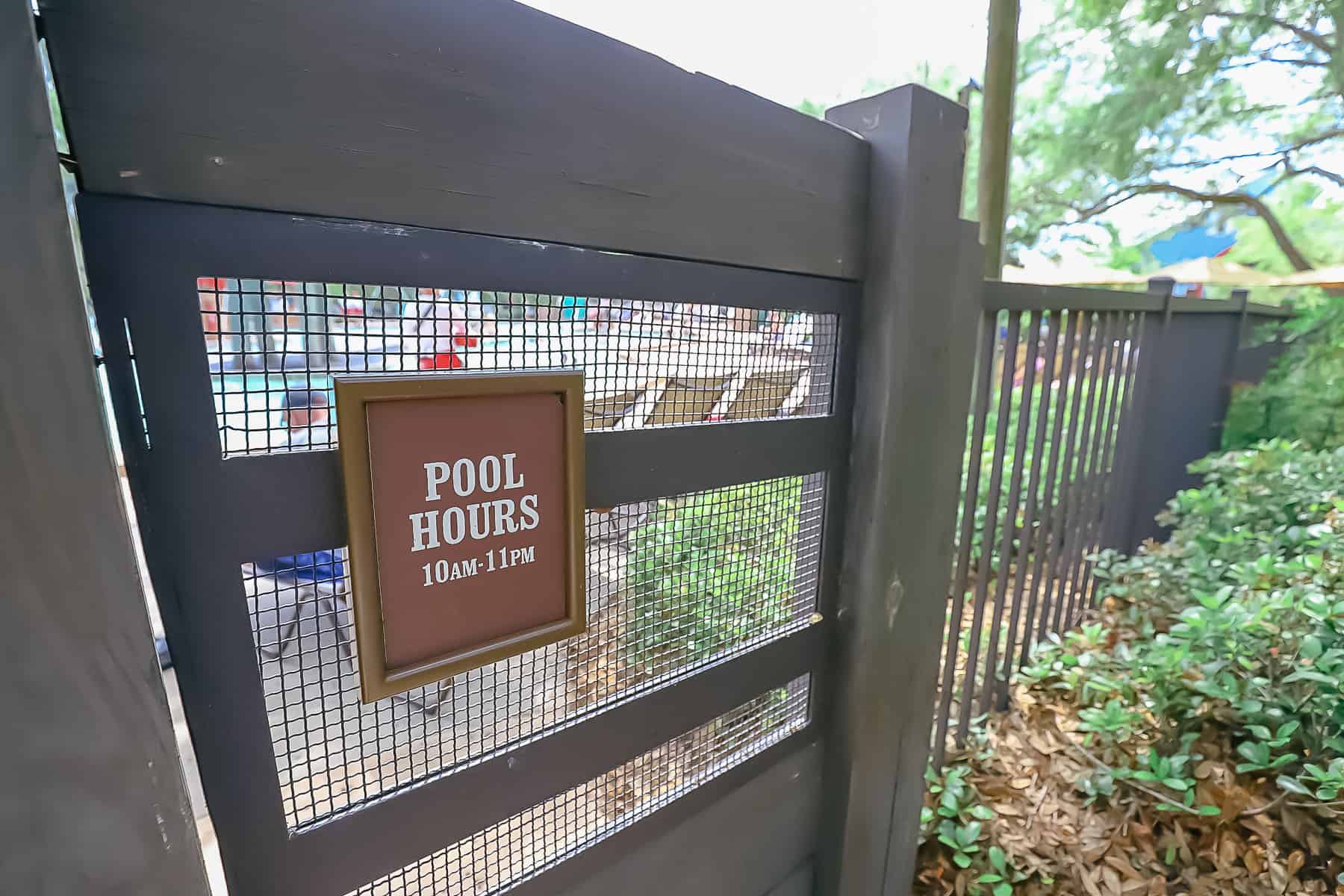 Pool Hours at Port Orleans Riverside 