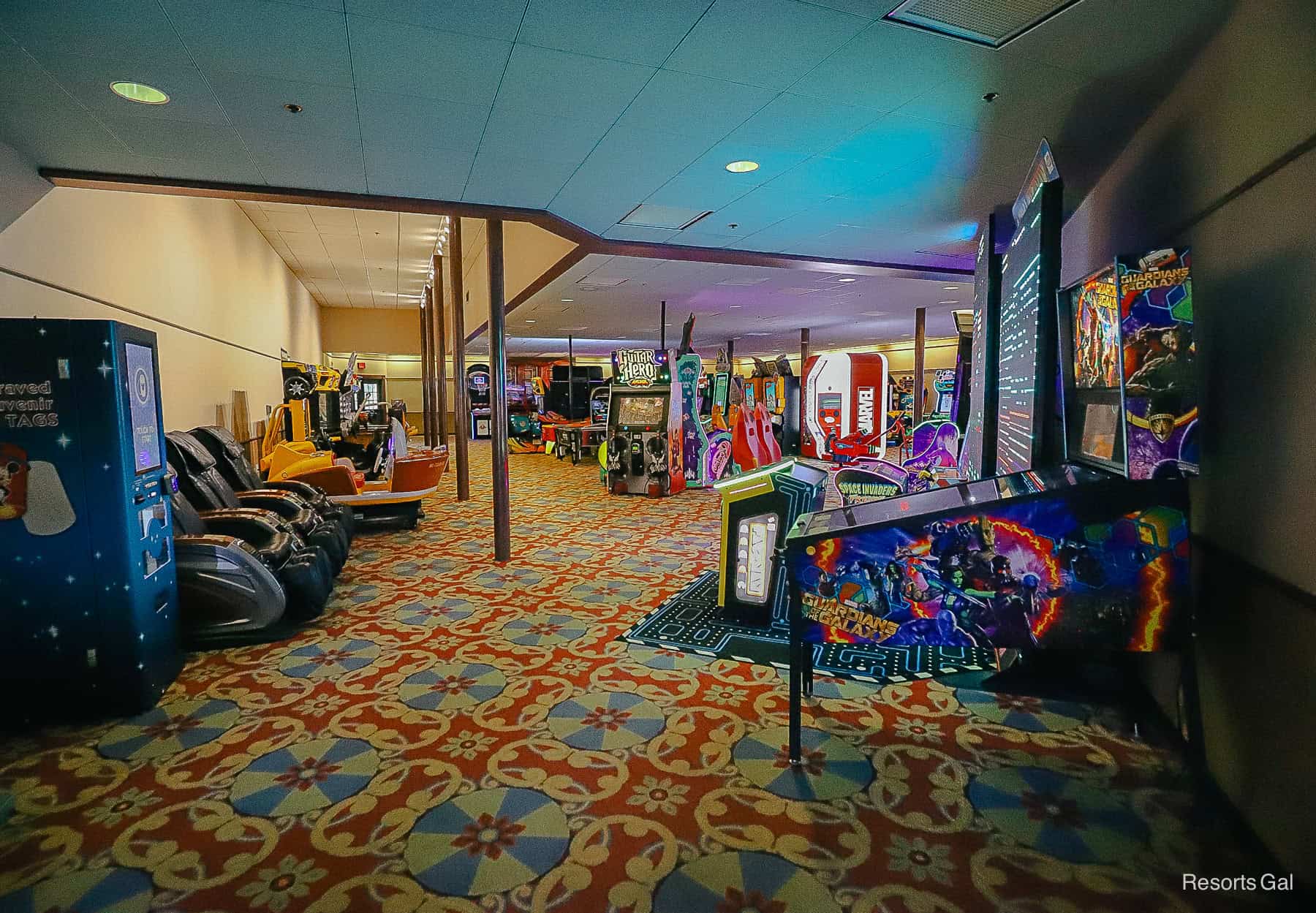 the interior of the arcade with games 