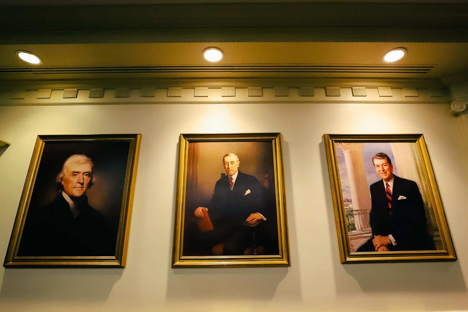 Portraits of former presidents