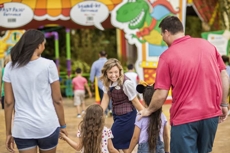 NEW: Travel Advisors Can Now Book Walt Disney World VIP Tours as an Add-On Package Option