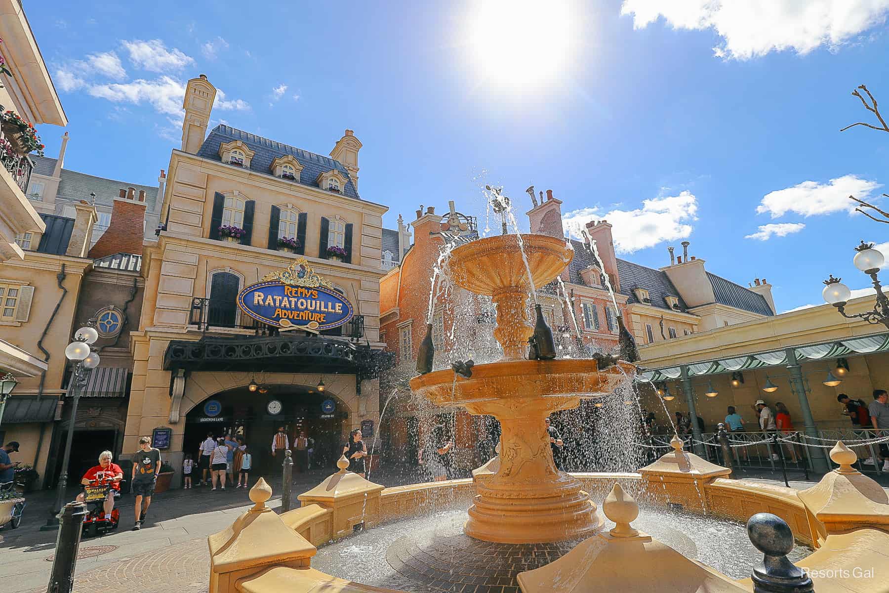 fountain in front of Remy's Ratatouille Adventure 