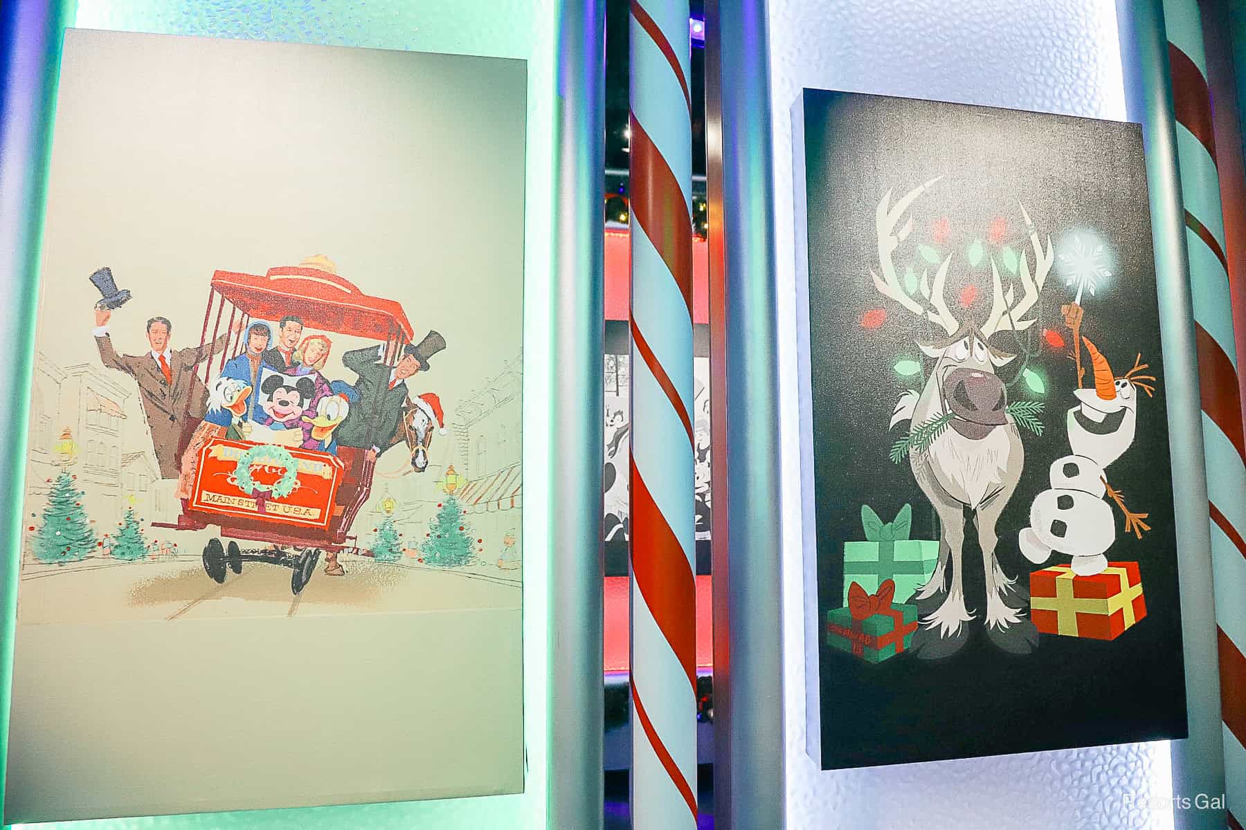 Christmas scenes in the Santa queue at Walt Disney Presents 