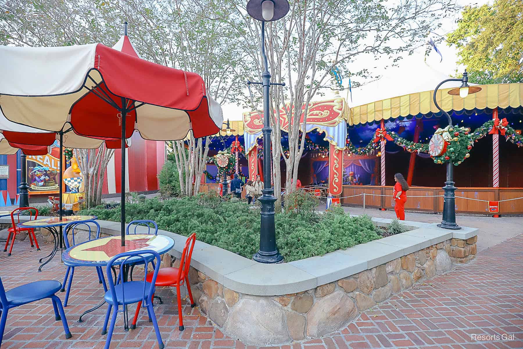 the Calliope tent where Santa meets