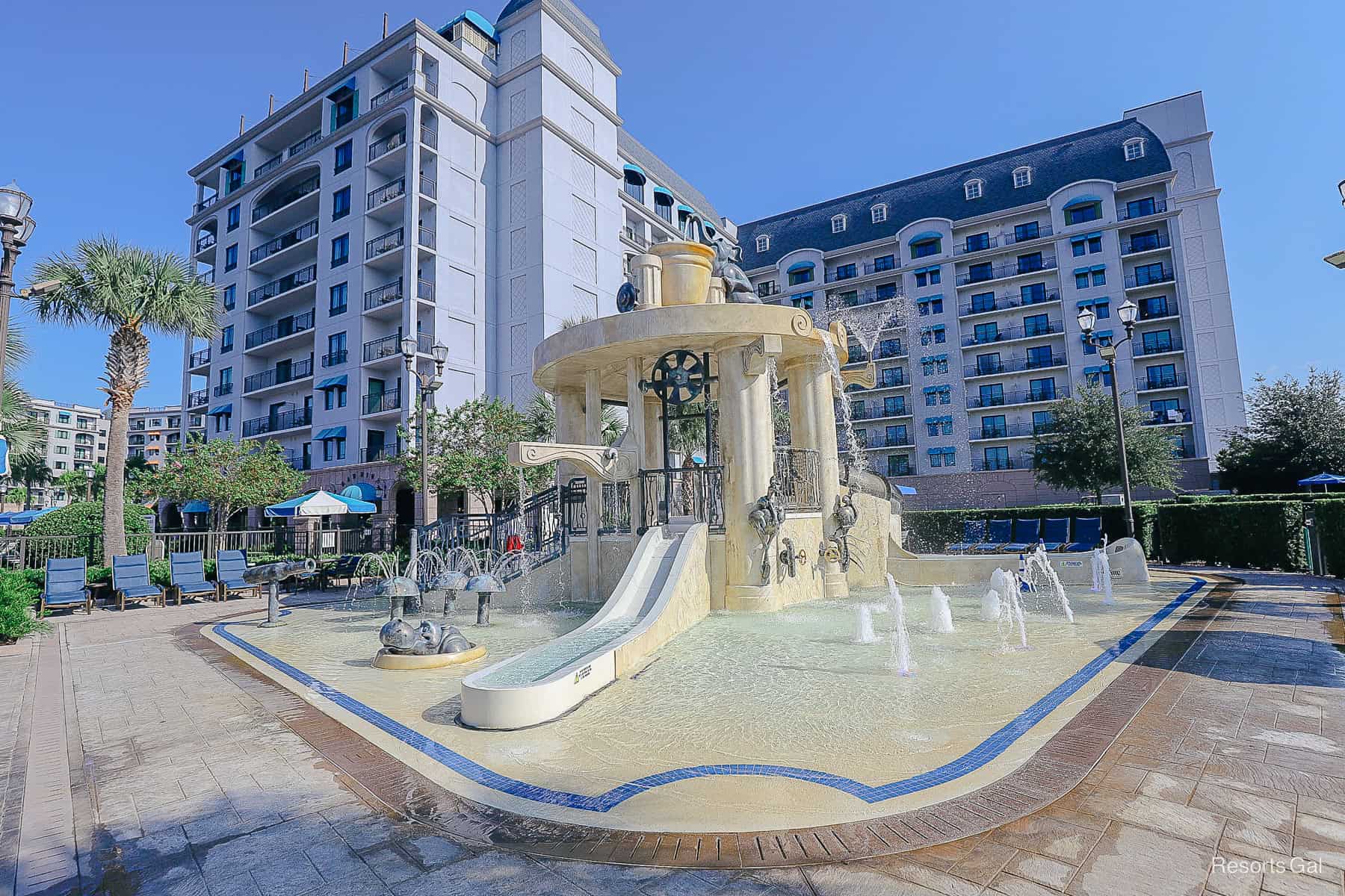 the aquatic play area with splashing fountains 
