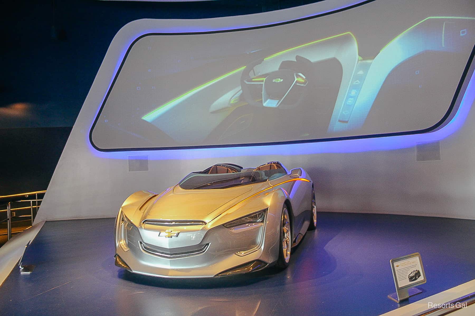 Test Track Concept Car Queue Element 