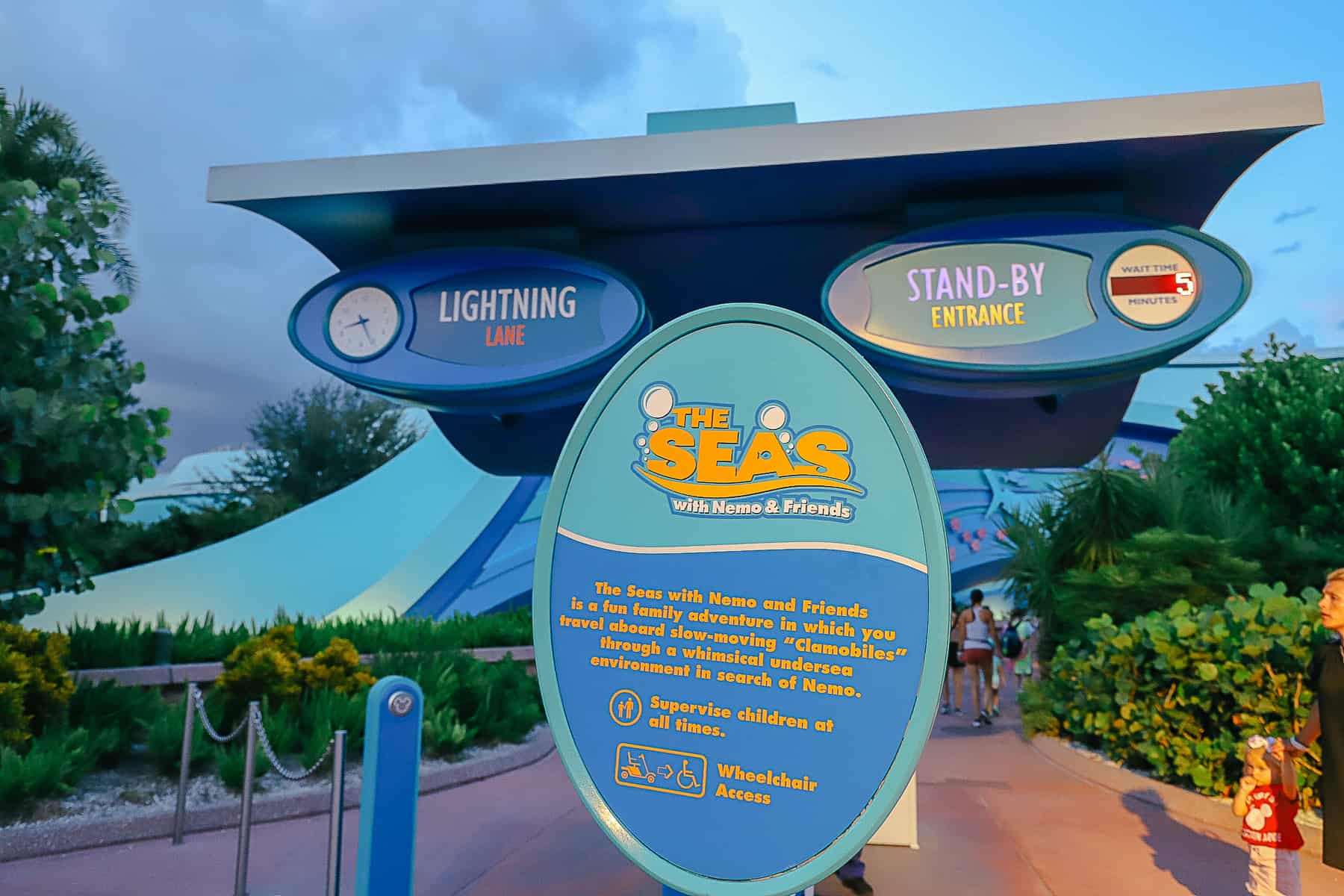 the entrance to the Lightning Lane and Stand-By for The Seas with Nemo and Friends 