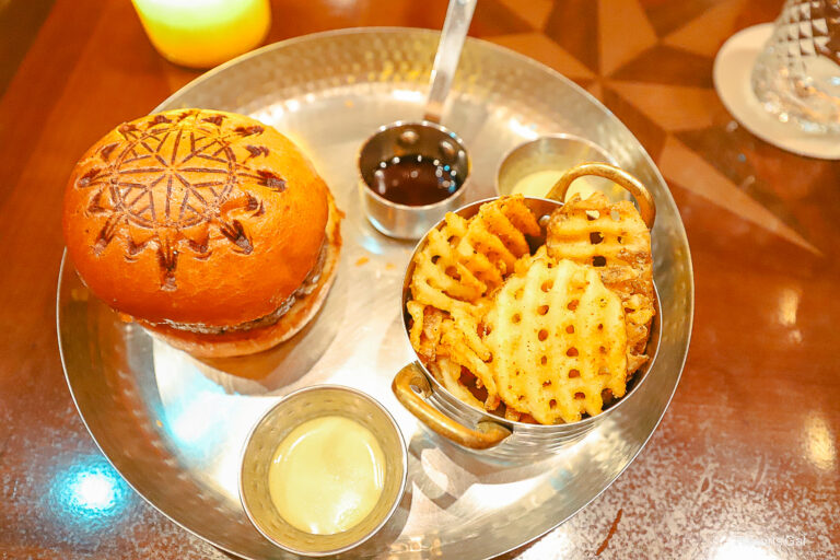 List of Annual Passholder Dining Discounts for V.I.Passholder Summer Days in 2026