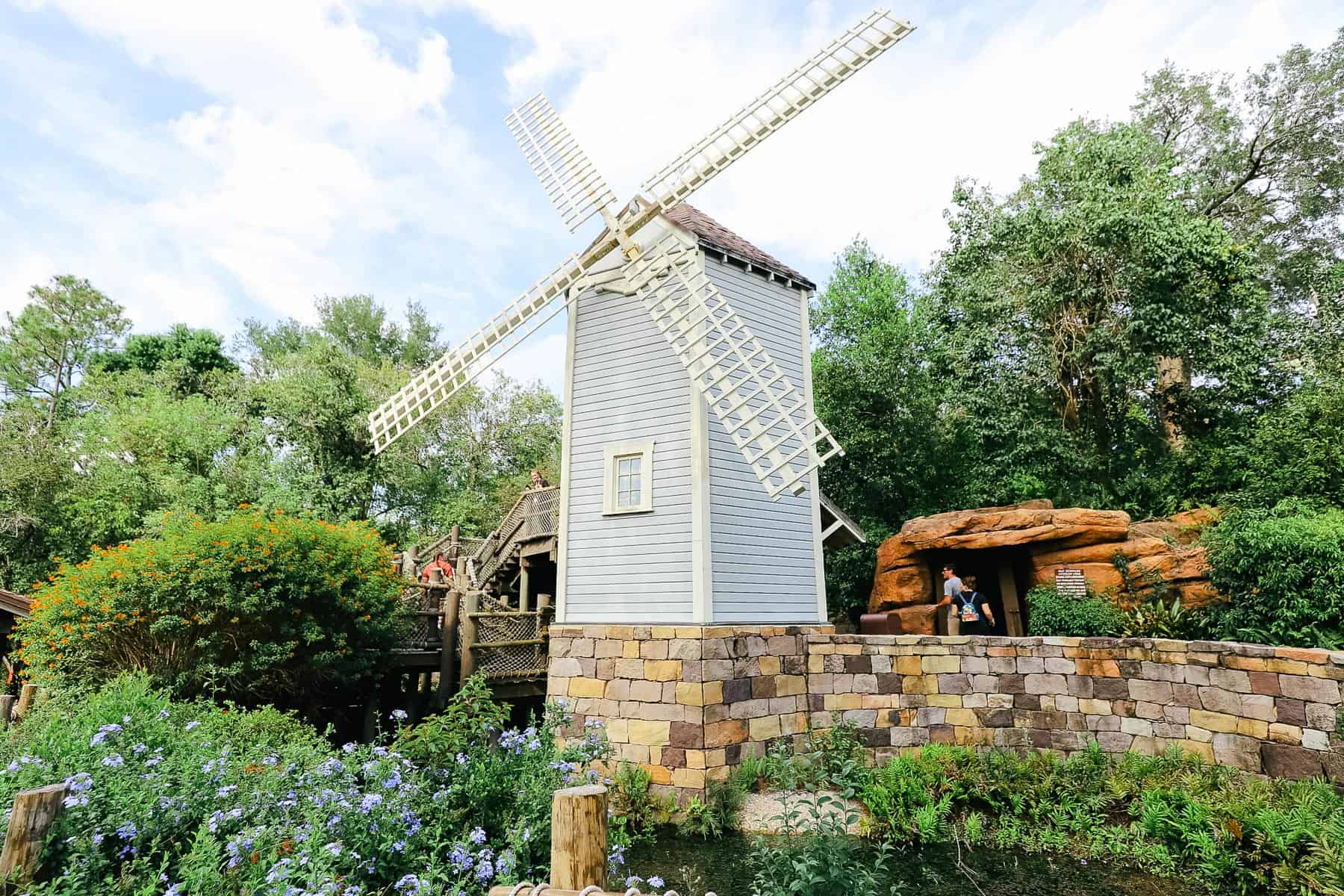 Tom Sawyer Island at the Magic Kingdom (A Resorts Gal Guide)