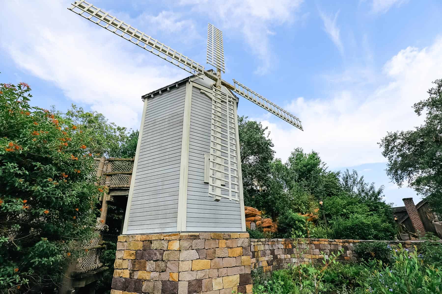 An old wind mill 