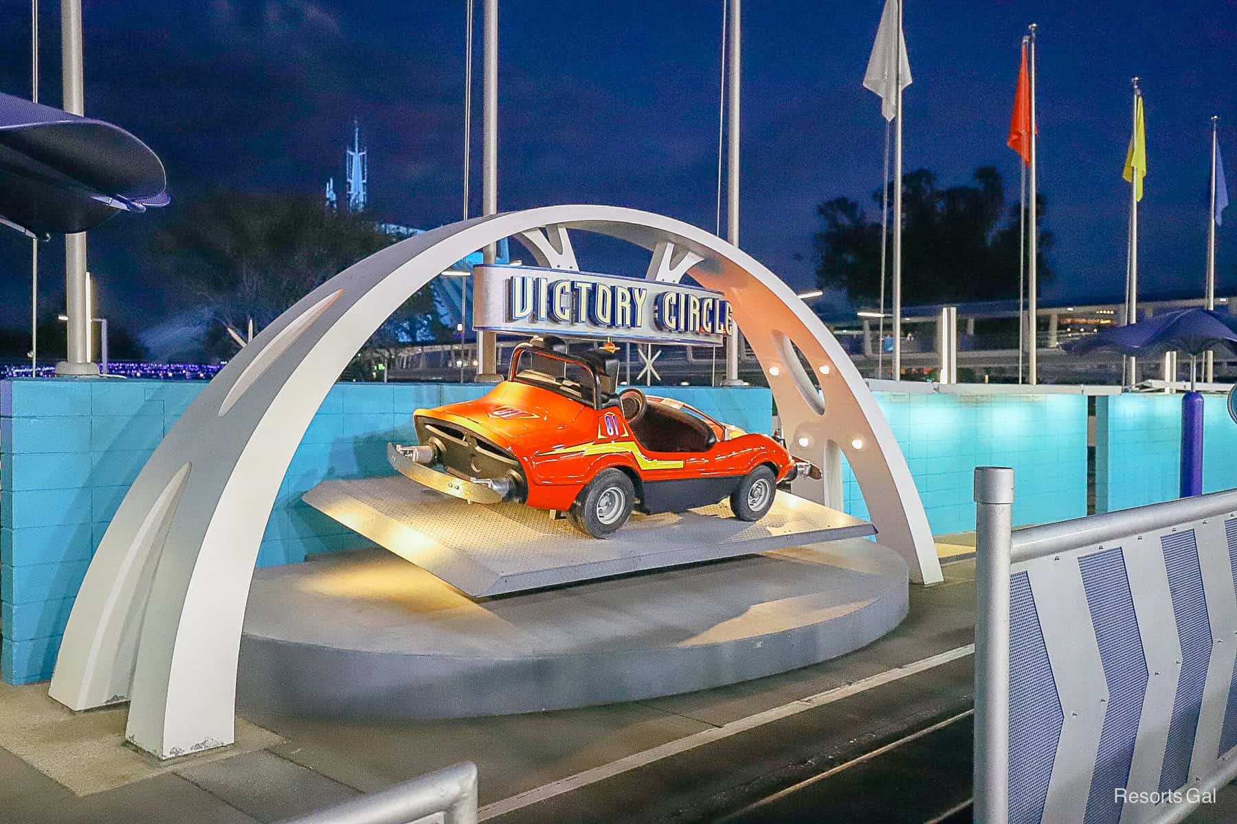 the Victory Circle at the end of the ride