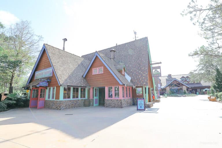 Towel information available at the gift shop at Blizzard Beach