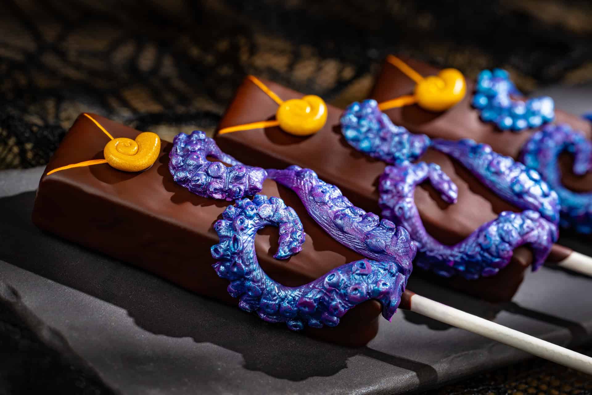 Ursula Dark Berry Ganache Pop