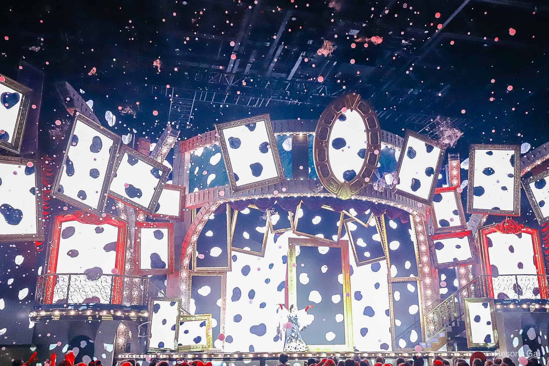 bubbles fall from the ceiling with Cruella de Vil 