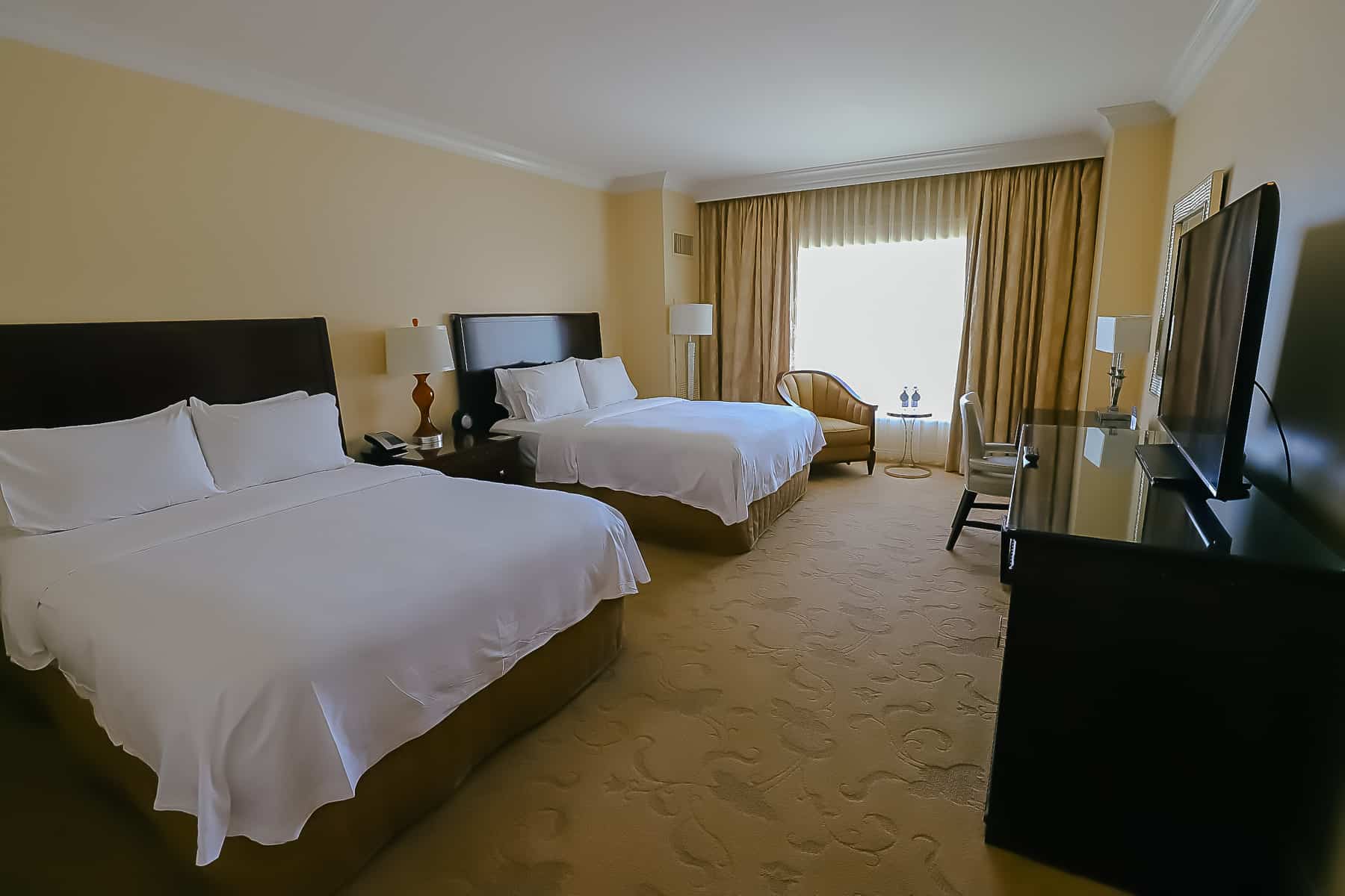 the room's layout upon entry at the Waldorf Astoria Orlando 